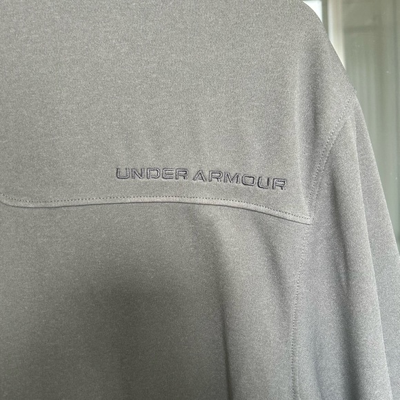 Under Armour Golf Shirt - Picture 5 of 5